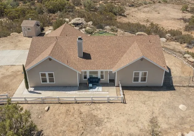 Photo 3 of Single family home for sale at 48859 Pinto Ct, Aguanga, CA 92536 | MLS# SW26149516 | Listing updated on 2026-09-15