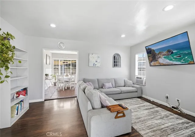 Photo 2 of Single family home for sale at 5952 Gaviota, Long Beach, CA 90805 | MLS# PW26148232 | Listing updated on 2026-09-15
