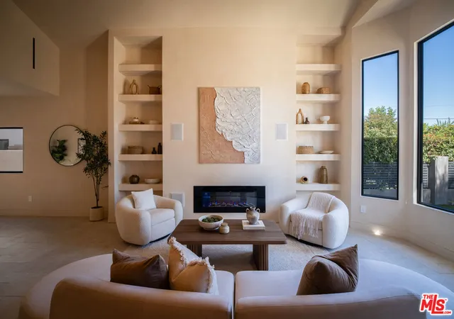 Photo 2 of Single family home for sale at 14807 Otsego St, Sherman Oaks, CA 91403 | MLS# 26857571 | Listing updated on 2026-09-15