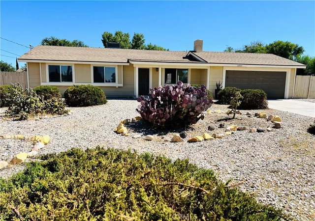 Photo 1 of Single family home for sale at 14977 Mauna Loa St, Hesperia, CA 92345 | MLS# DW26150161 | Listing updated on 2026-09-24
