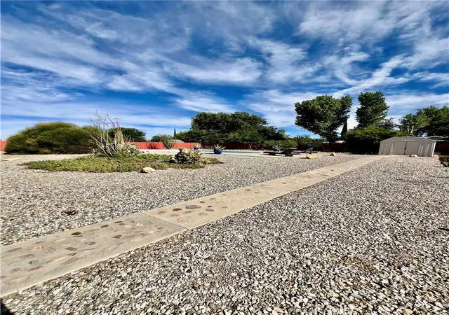 Photo 3 of Single family home for sale at 14977 Mauna Loa St, Hesperia, CA 92345 | MLS# DW26150161 | Listing updated on 2026-09-24