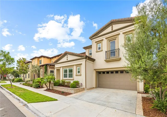 Photo 3 of Single family home for sale at 16 Dahlia, Lake Forest, CA 92630 | MLS# OC26150224 | Listing updated on 2026-09-14