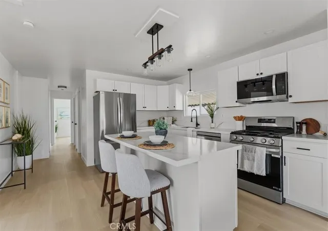 Photo 3 of Manufactured home for sale at 80 Huntington #701, Huntington Beach, CA 92648 | MLS# IG26149864 | Listing updated on 2026-10-03