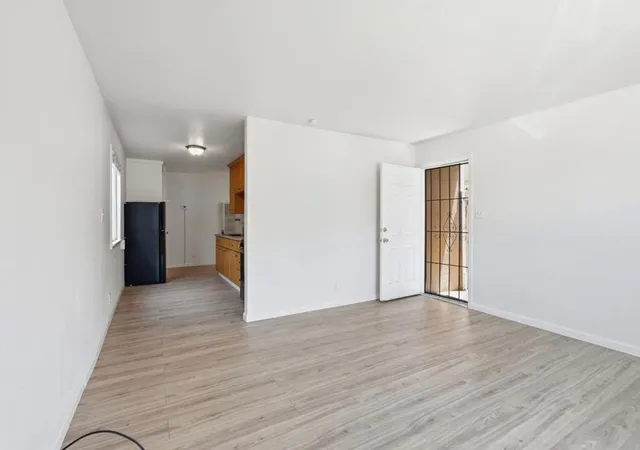 Listing Photo 4 - Condo for sale in building located at 642 Douglas Ave, Oakland, CA 94603