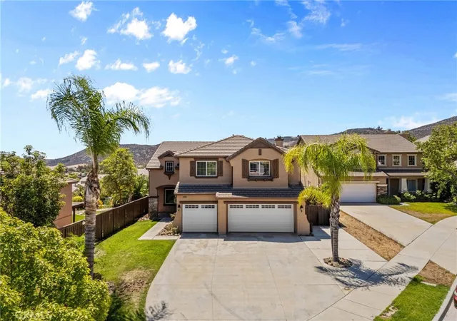 Single family home for sale at 31926 Hyacinth Ct, Lake Elsinore, CA 92532 | MLS# OC26150570