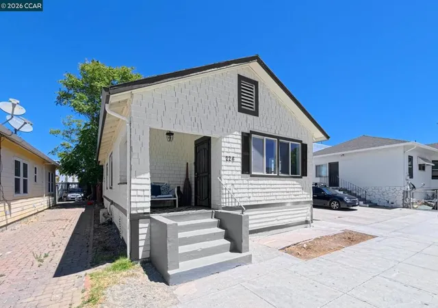 Photo 1 of Single family home for sale at 226 W 9th Street, Pittsburg, CA 94565 | MLS# 41141208 | Listing updated on 2026-09-15