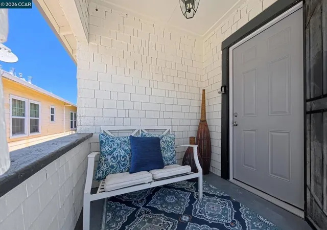Photo 3 of Single family home for sale at 226 W 9th Street, Pittsburg, CA 94565 | MLS# 41141208 | Listing updated on 2026-09-15