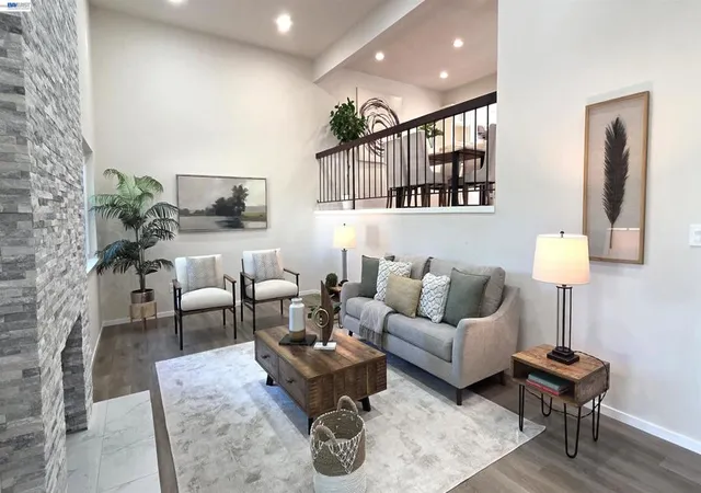 Townhouse for sale at 37856 Bright Cmn, Fremont, CA 94536 | MLS# 41141226