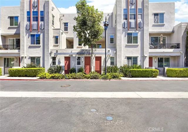 Photo 2 of Condo for sale at 596 Katy, Upland, CA 91786 | MLS# AR26147211 | Listing updated on 2026-09-15