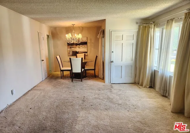 Listing Photo 4 - Condo for sale in building located at 5727 Clemson St, Los Angeles, CA 90016