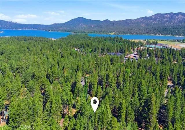 Photo 3 of Single family home for sale at 41941 Evergreen, Big Bear Lake, CA 92315 | MLS# IG26148619 | Listing updated on 2026-09-15