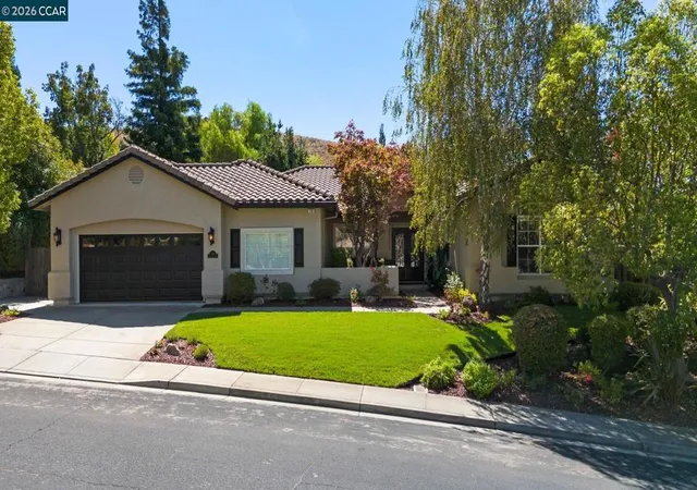Photo 2 of Single family home for sale at 110 Forest Hl Dr, Clayton, CA 94517 | MLS# 41141434 | Listing updated on 2026-09-15