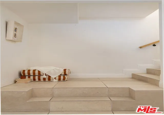 Photo 4 of Single family home for sale at 1508 N Beverly Glen Blvd, Los Angeles, CA 90077 | MLS# 25589675 | Listing updated on 2026-09-15