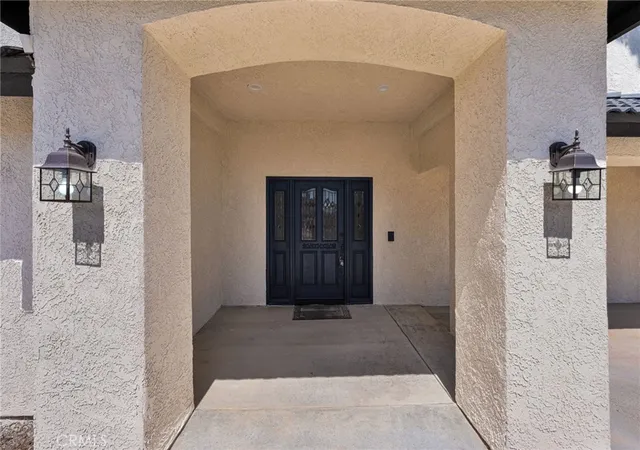 Photo 4 of Single family home for sale at 16731 Iwa Rd, Apple Valley, CA 92307 | MLS# HD26152273 | Listing updated on 2026-09-15
