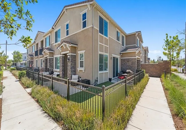 Photo 1 of Single family home for sale at 16540 Wyndham St #5, Fontana, CA 92336 | MLS# CV26152706 | Listing updated on 2026-09-14