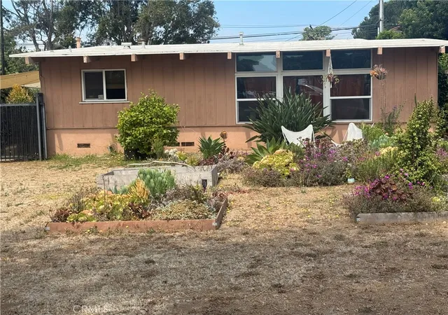 Photo 1 of Sale Pending at 8519 Barnsley, Los Angeles, CA 90045 | MLS# OC26152869 | Listing updated on 2026-09-15