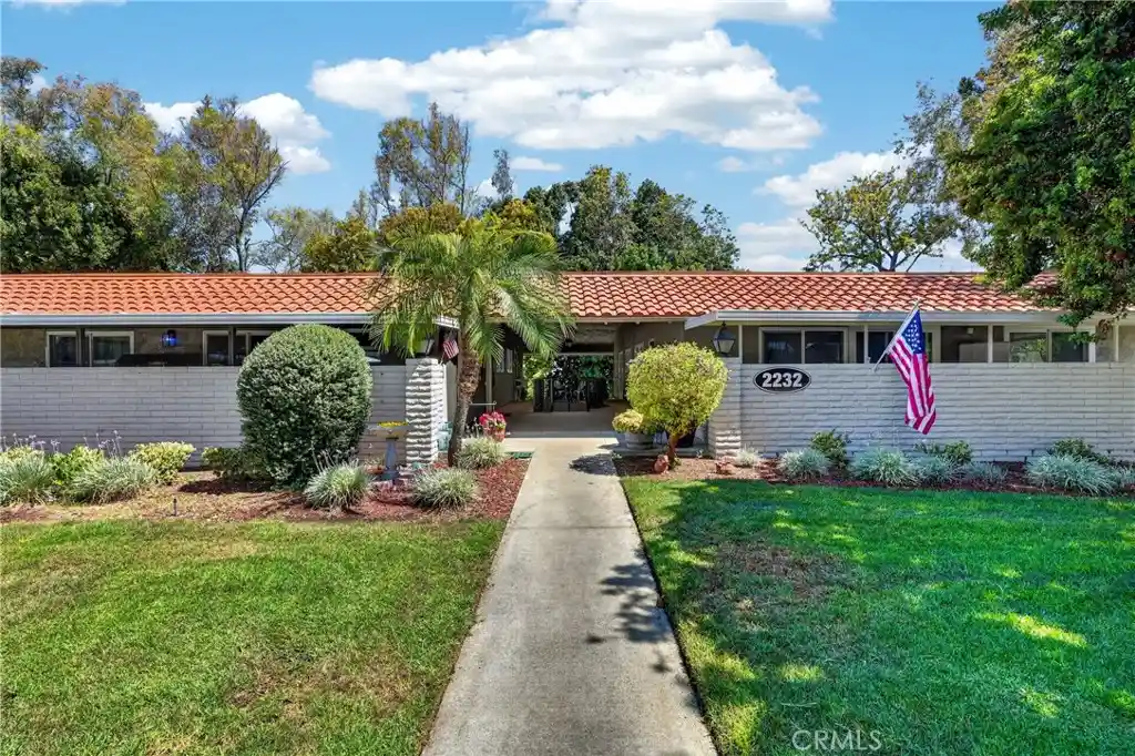 Photo 2 of Condo for sale at 2232 Via Puerta #A, Laguna Woods, CA 92637 | MLS# OC26152001 | Listing updated on 2026-10-28