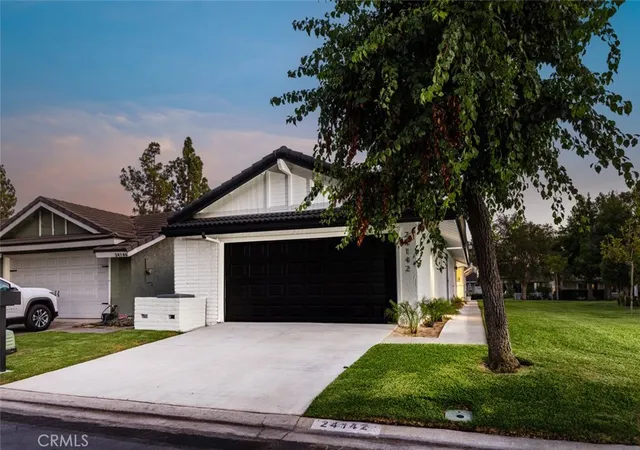 Photo 2 of Single family home for sale at 24142 Minnetonka Ln, Lake Forest, CA 92630 | MLS# OC26151617 | Listing updated on 2026-09-14