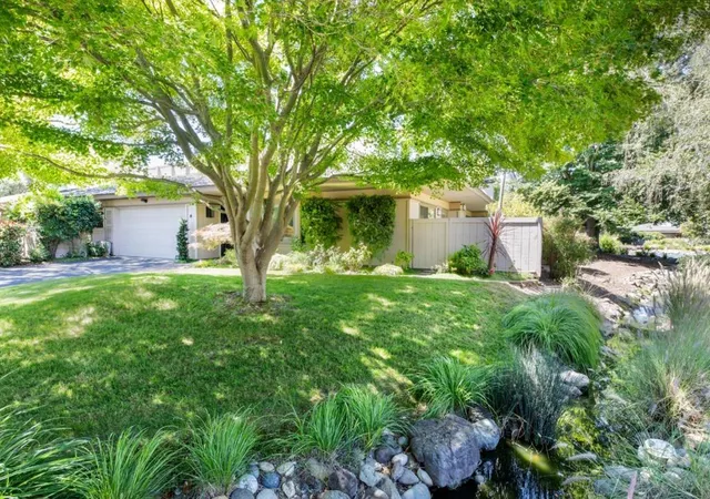 Photo 1 of Single family home for sale at 6 Bay Tree, Los Altos, CA 94022 | MLS# ML82053402 | Listing updated on 2026-09-15