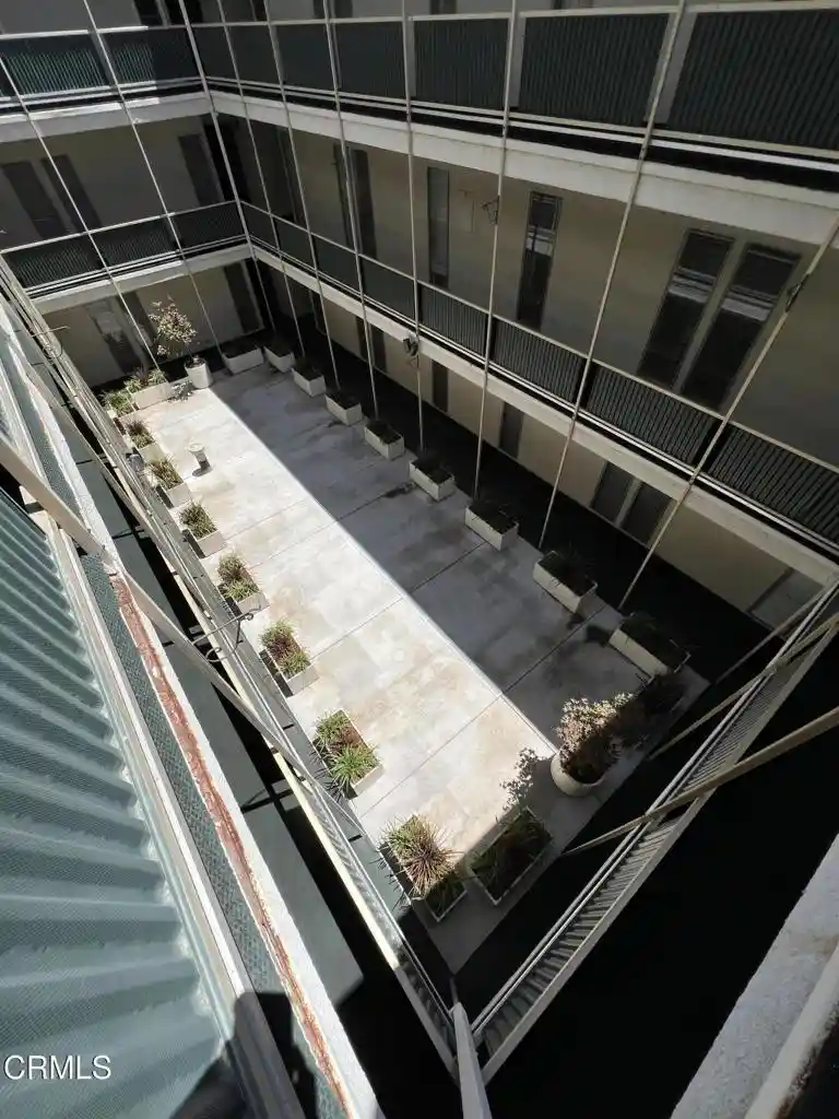Listing Photo 2 - Condo for sale in 1015 N Michillinda Ave located at 1015 N Michillinda Ave, Pasadena, CA 91107 - Unit #304