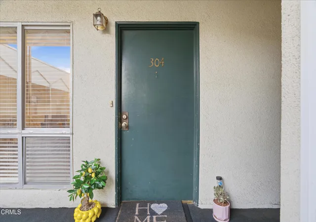 Listing Photo 4 - Condo for sale in building located at 1015 N Michillinda Ave, Pasadena, CA 91107 - Unit #304