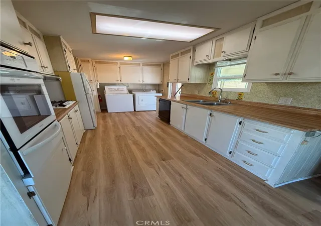 Photo 2 of Manufactured home for sale at 718 Sycamore #149, Vista, CA 92083 | MLS# ND26153665 | Listing updated on 2026-09-14