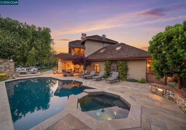 Photo 2 of Sale Pending at 51 Red Cypress Ct, Danville, CA 94506 | MLS# 41141584 | Listing updated on 2026-09-17