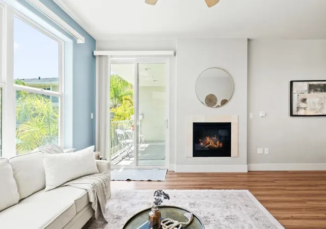 Listing Photo 4 - Condo for sale in building located at 2030 N Pacific Ave, Santa Cruz, CA 95060 - Unit #237