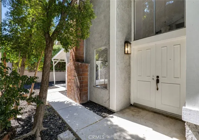 Photo 2 of Sale Pending at 8109 Hanna Ave, Canoga Park, CA 91304 | MLS# SR26153486 | Listing updated on 2026-09-14