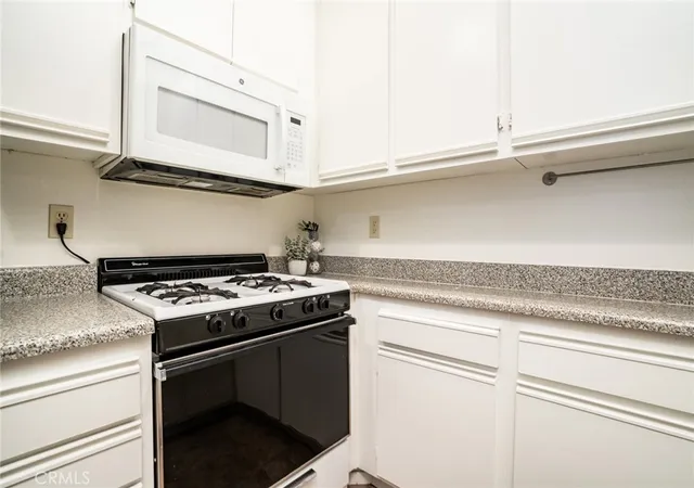 Photo 3 of Condo for sale at 640 West 4th #315, Long Beach, CA 90802 | MLS# OC26153679 | Listing updated on 2026-10-05