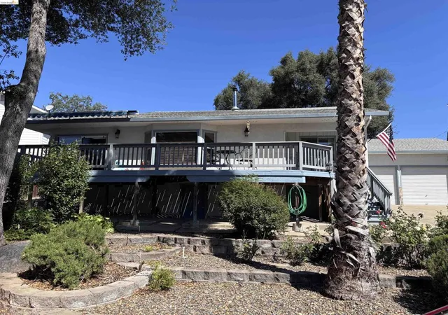 Photo 2 of Single family home for sale at 19256 Rockridge Way, Sonora, CA 95370 | MLS# 41141691 | Listing updated on 2026-09-14