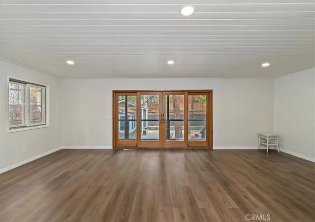Photo 4 of Single family home for sale at 42736 Tannenbaum Platz, Big Bear Lake, CA 92315 | MLS# IG26154600 | Listing updated on 2026-09-14