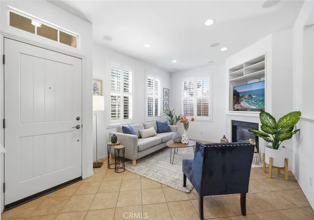 Photo 4 of Condo for sale at 49 Trade Wind, Tustin, CA 92782 | MLS# PW26154229 | Listing updated on 2026-09-14