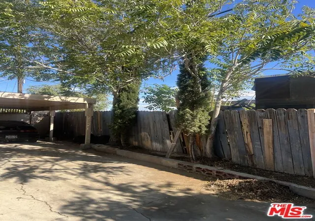 Photo 3 of Single family home for sale at 38902 E 9th Street, Palmdale, CA 93550 | MLS# 26860477 | Listing updated on 2026-09-14