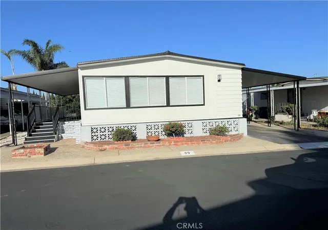 Manufactured home for sale at 3700 Buchanan St #89, Riverside, CA 92503 | MLS# IV26154272