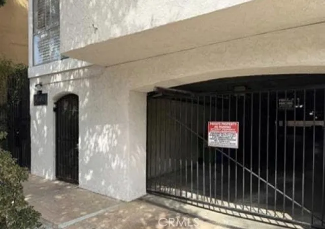 Photo 2 of Condo for sale at 244 S La Fayette Park #205, Los Angeles, CA 90057 | MLS# IV26154203 | Listing updated on 2026-09-15
