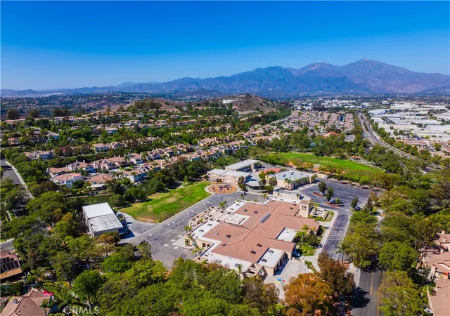Photo 3 of Single family home for sale at 3 Sembrado, Rancho Santa Margarita, CA 92688 | MLS# OC26153303 | Listing updated on 2026-09-15