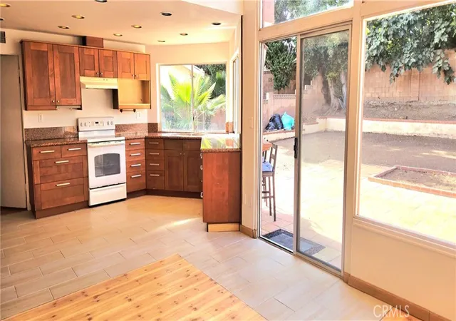 Photo 4 of Sale Pending at 19957 Lorne, Winnetka, CA 91306 | MLS# SR26150708 | Listing updated on 2026-09-14