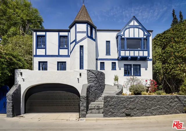 Photo 3 of Sale Pending at 2614 Rutherford Dr, Los Angeles, CA 90068 | MLS# 26861237 | Listing updated on 2026-09-15
