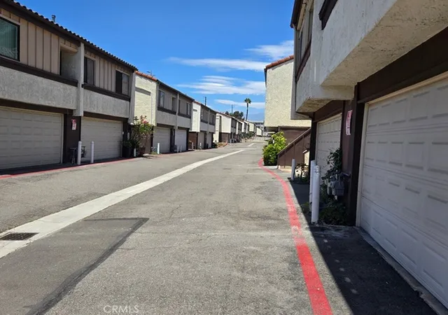 Photo 3 of Sale Pending at 888 S Garfield, Monterey Park, CA 91754 | MLS# WS26155983 | Listing updated on 2026-09-15