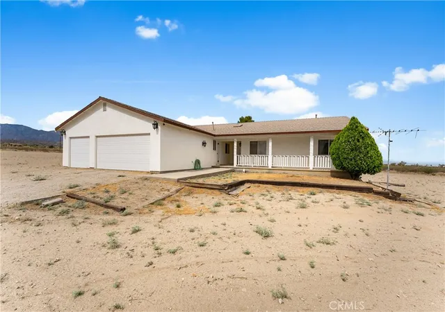 Single family home for sale at 33535 170th East, Llano, CA 93544 | MLS# SR26157196