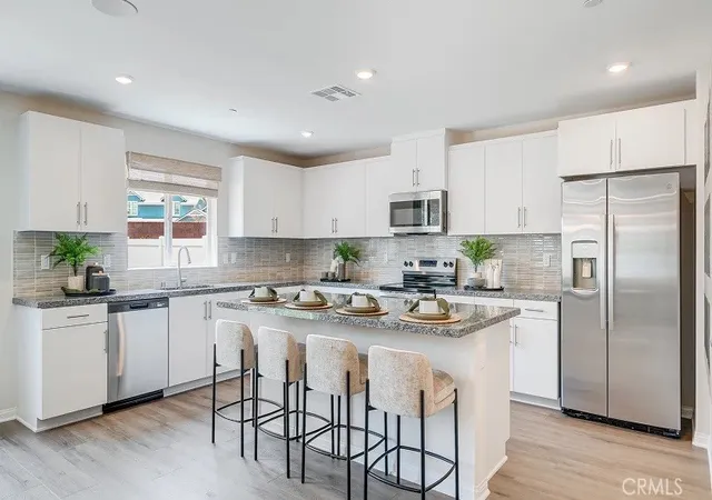 Photo 1 of Sale Pending at 1392 Braided Mane Dr, San Jacinto, CA 92582 | MLS# SW26157267 | Listing updated on 2026-09-16