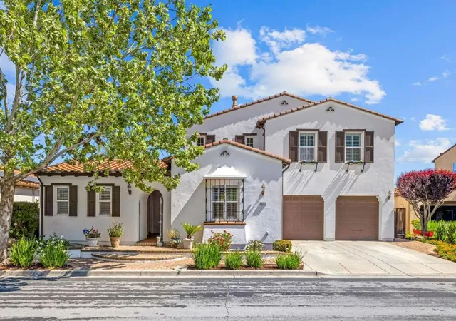 Photo 1 of Single family home for sale at 6560 Eagle Ridge Ct, Gilroy, CA 95020 | MLS# ML82054759 | Listing updated on 2026-09-15