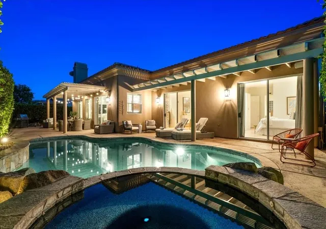 Photo 3 of Single family home for sale at 49560 Loren Ct, La Quinta, CA 92253 | MLS# 219150482DA | Listing updated on 2026-09-15