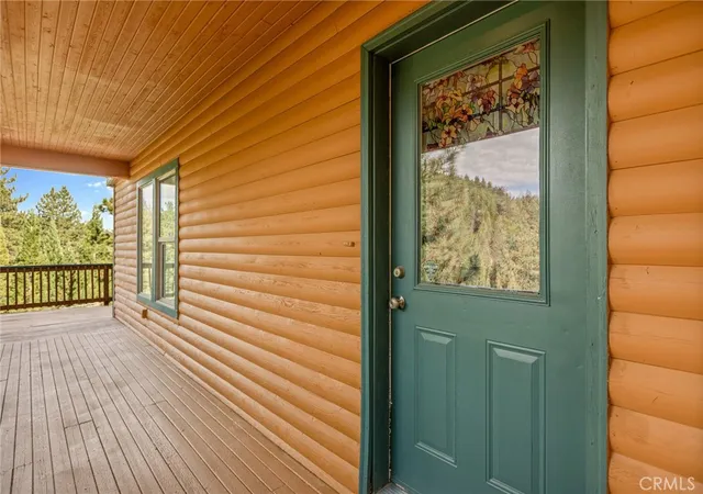 Photo 3 of Single family home for sale at 32792 Deer Lick Dr, Running Springs, CA 92382 | MLS# IG26157911 | Listing updated on 2026-09-14