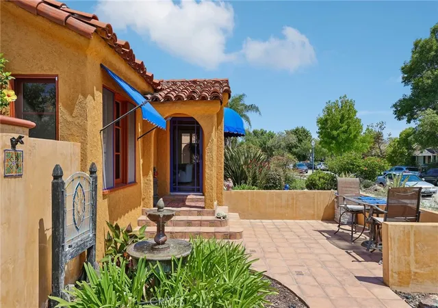 Photo 3 of Sale Pending at 3721 Falcon Ave, Long Beach, CA 90807 | MLS# SB26154655 | Listing updated on 2026-09-15