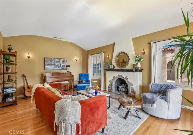 Photo 3 of Sale Pending at 3721 Falcon Ave, Long Beach, CA 90807 | MLS# SB26154655 | Listing updated on 2026-09-15