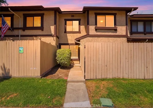 Photo 1 of Sale Pending at 8601 Sunland #5, Sun Valley, CA 91352 | MLS# IG26153681 | Listing updated on 2026-09-15