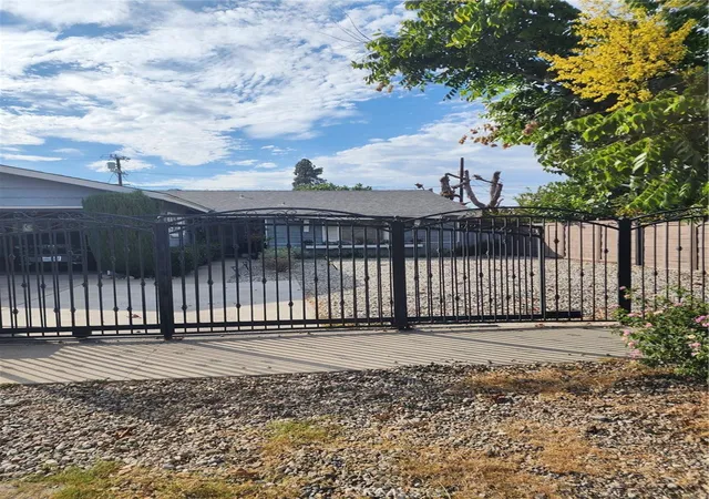 Photo 2 of Single family home for sale at 10883 Vinedale, Sun Valley, CA 91352 | MLS# GD26158873 | Listing updated on 2026-09-15