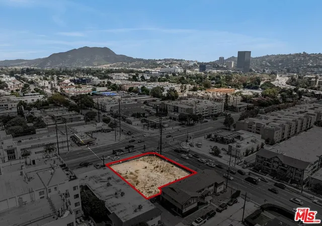 Photo 4 of Land for sale at 11003 Moorpark St, North Hollywood, CA 91602 | MLS# 26860951 | Listing updated on 2026-09-14